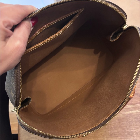 EUC Authentic Louis Vuitton Vintage Alma PM Handbag With Dustbag, Insert & Chain - Picture 9 of 11
